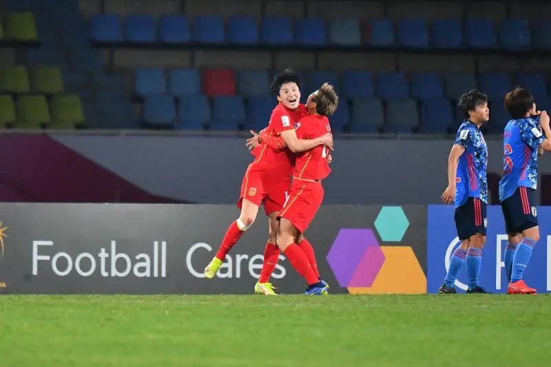 2月6日晚7时决赛对阵韩国女足朝着冠军目标挺进姑娘们好样的